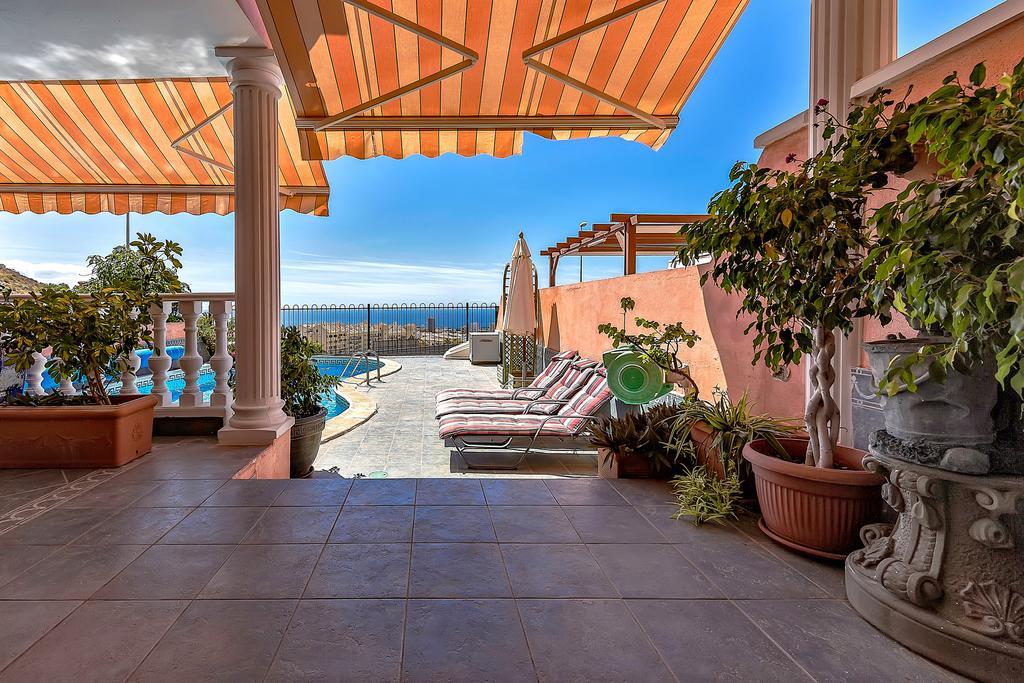 Villa in Los Cristianos Los Cristianos  Exterior foto